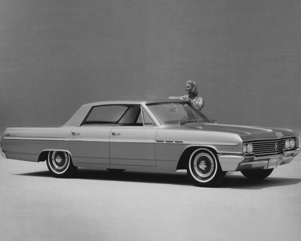 Фото Buick LeSabre II Седан-хардтоп