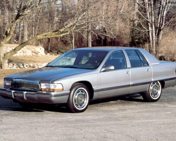 Фото Buick Roadmaster VIII Седан