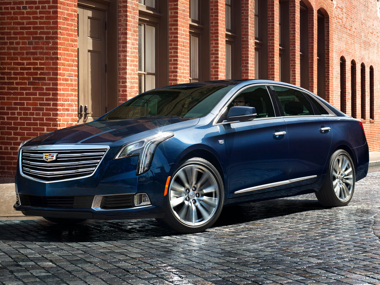 Фото Cadillac XTS I Рестайлинг