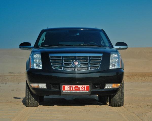 Фото Cadillac Escalade III Внедорожник 5 дв.