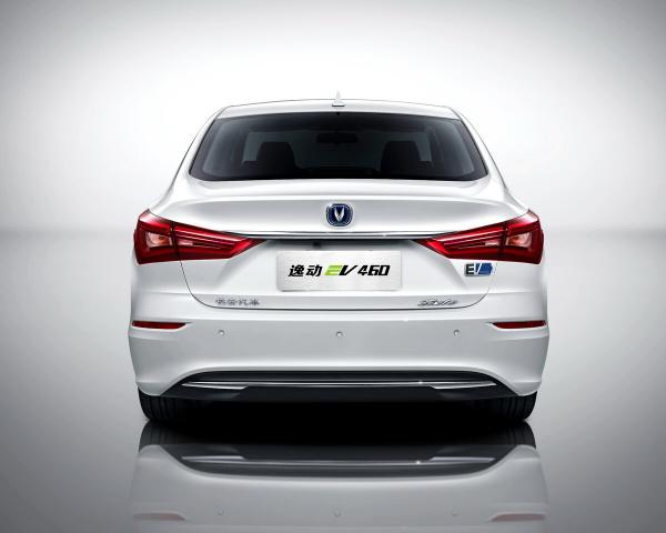 Фото Changan Eado II Седан EV