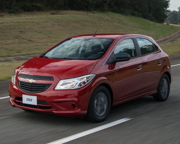 Фото Chevrolet Onix I Хэтчбек 5 дв.