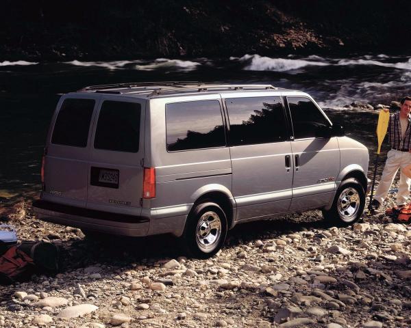 Фото Chevrolet Astro I Минивэн