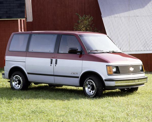 Фото Chevrolet Astro I Минивэн