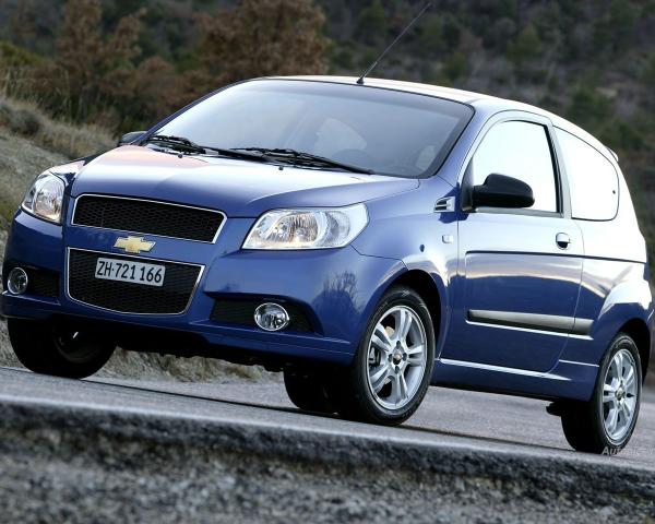 Фото Chevrolet Aveo I Рестайлинг Хэтчбек 3 дв.