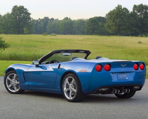 Фото Chevrolet Corvette C6 Кабриолет