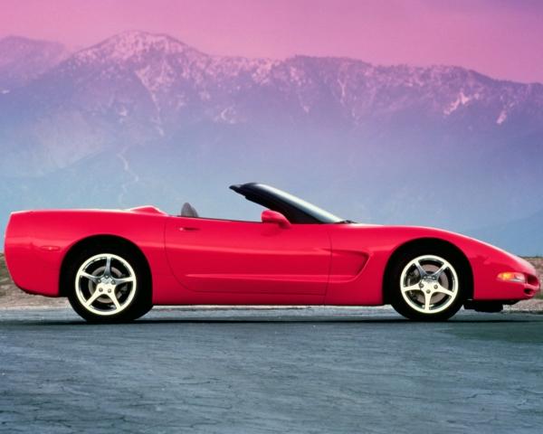 Фото Chevrolet Corvette C5 Родстер