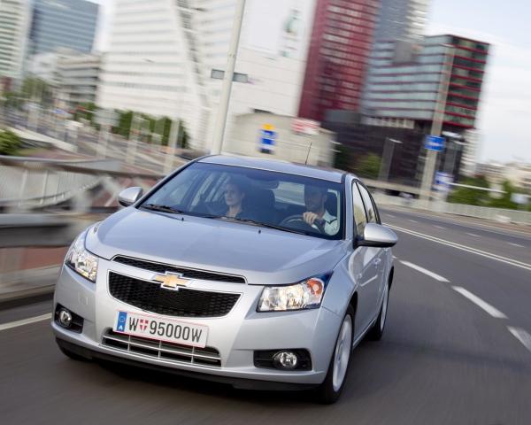 Фото Chevrolet Cruze I Хэтчбек 5 дв.