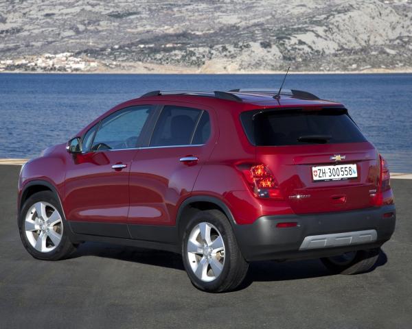 Фото Chevrolet Tracker III (Trax) Внедорожник 5 дв.