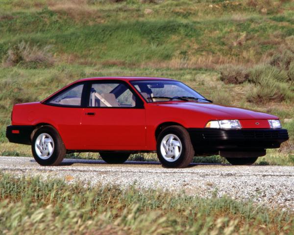 Фото Chevrolet Cavalier II Купе