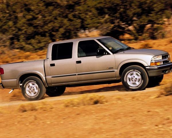 Фото Chevrolet S-10 Pickup II Пикап Двойная кабина