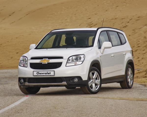 Фото Chevrolet Orlando I Компактвэн