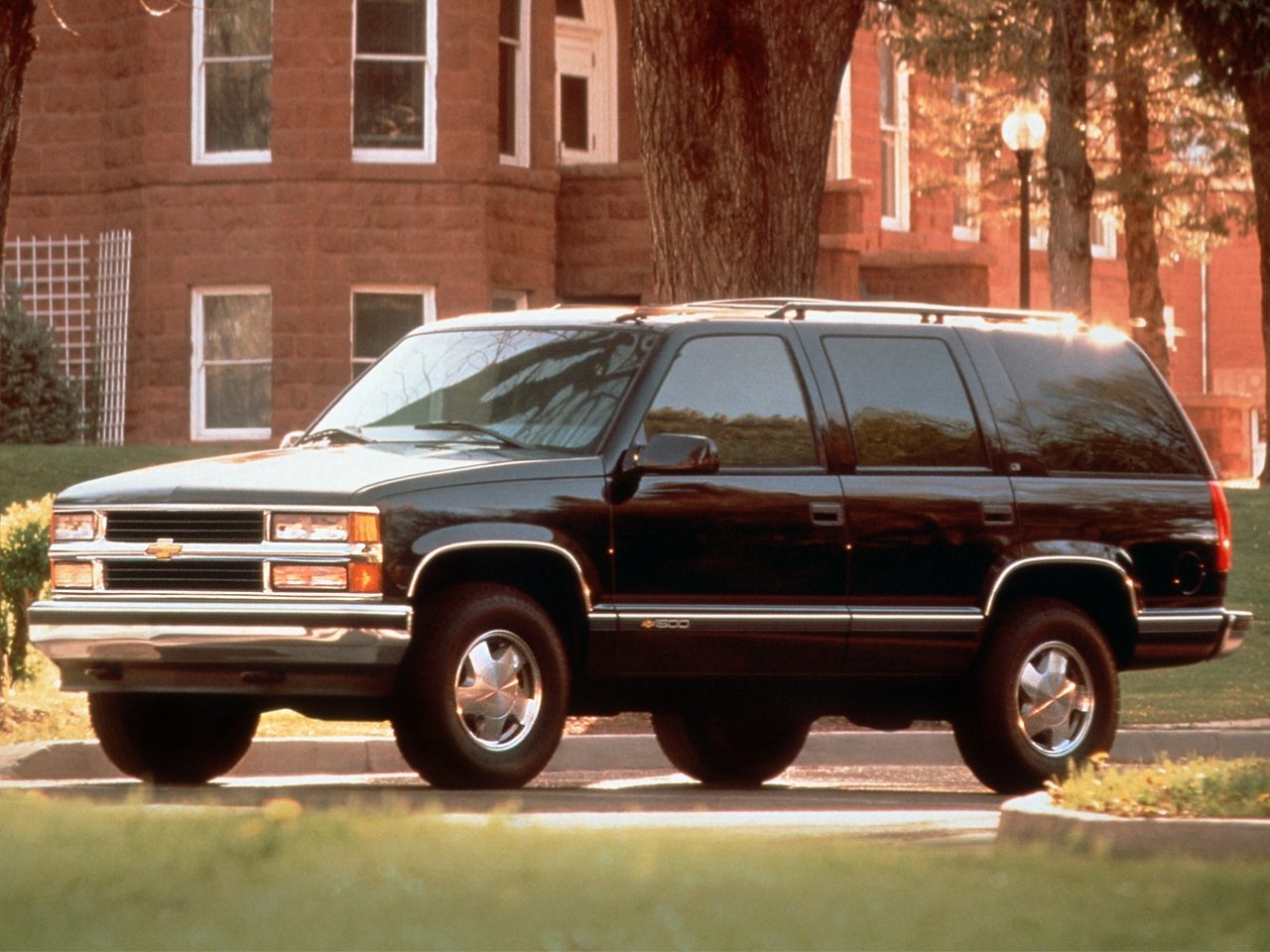 Фото Chevrolet Tahoe I