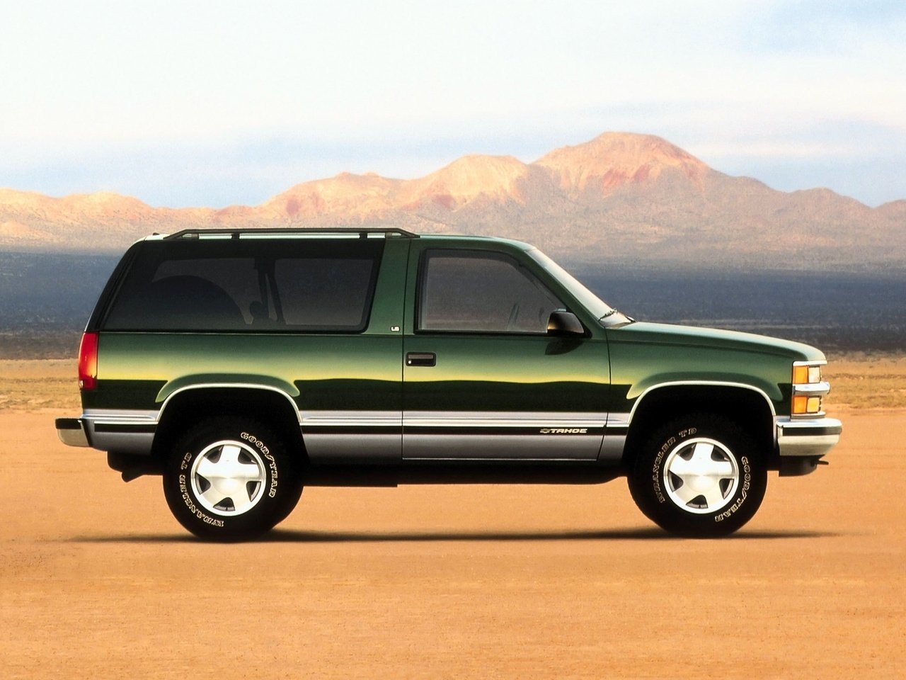 Фото Chevrolet Tahoe I