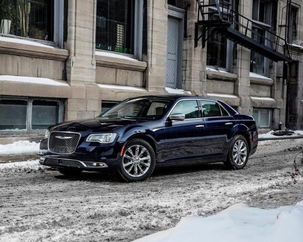 Фото Chrysler 300 II Рестайлинг Седан