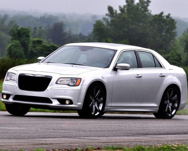 Фото Chrysler 300 II Седан SRT8