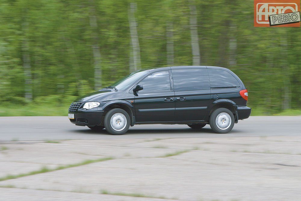 Фото Chrysler Voyager IV Рестайлинг