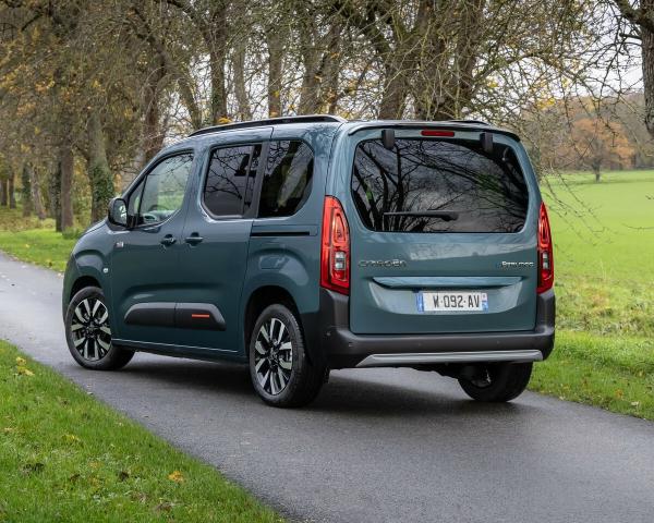 Фото Citroen Berlingo III Рестайлинг Компактвэн