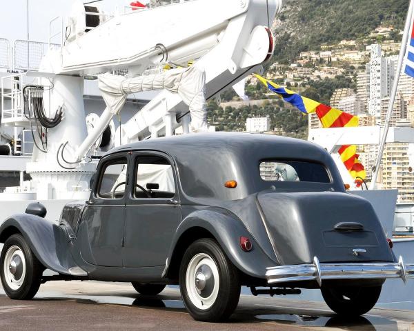 Фото Citroen Traction Avant I Седан