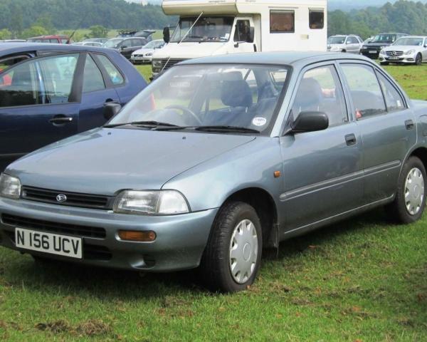 Фото Daihatsu Charade IV Седан