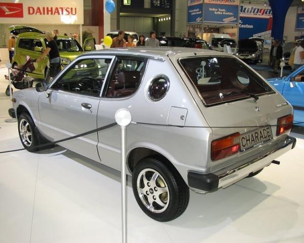 Фото Daihatsu Charade I Хэтчбек 3 дв.