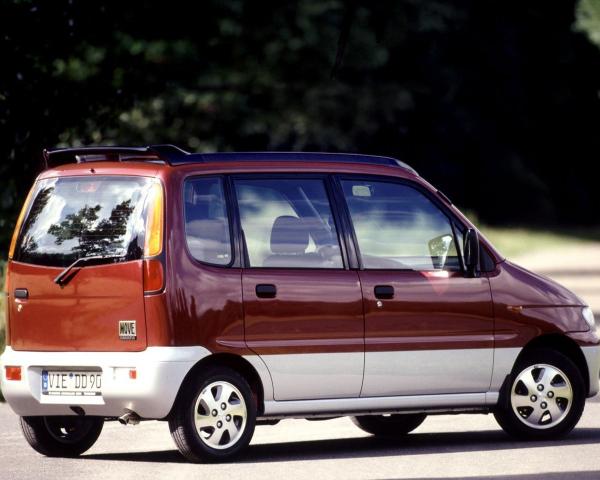 Фото Daihatsu Move II Микровэн