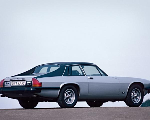 Фото Daimler XJS I Купе