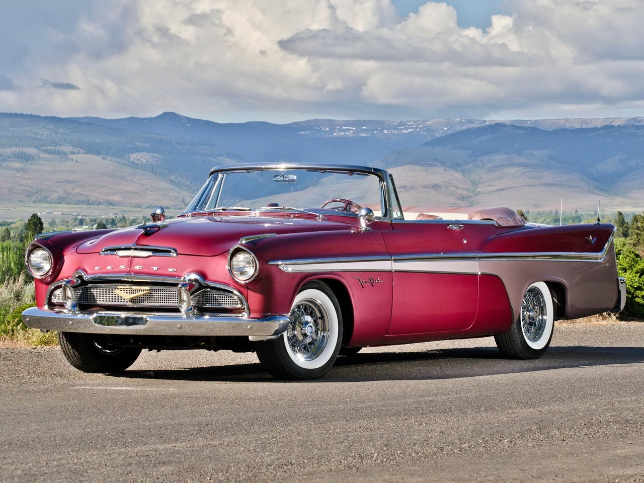 Фото DeSoto Fireflite I