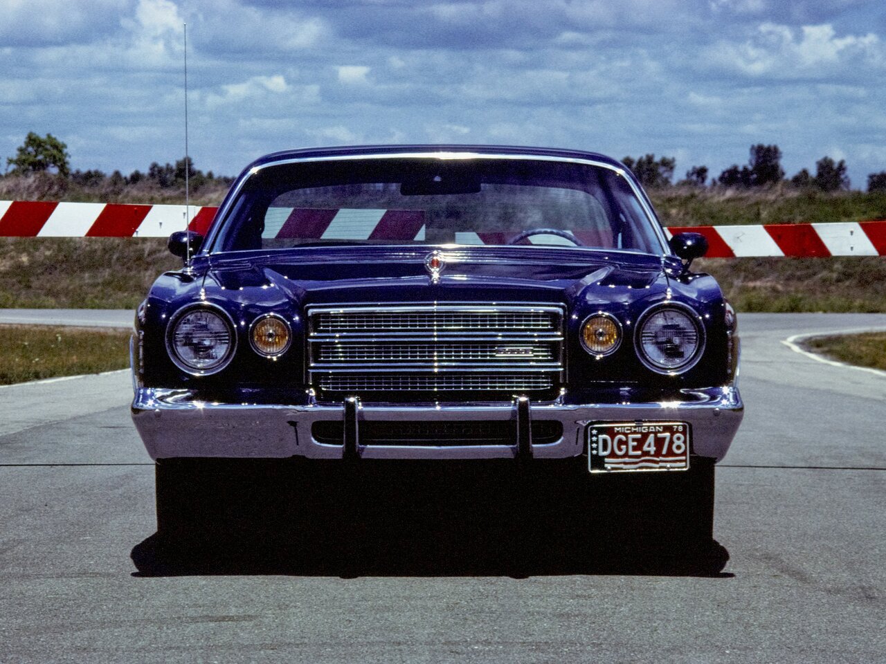 Фото Dodge Charger IV