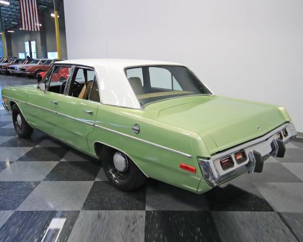 Фото Dodge Dart IV Рестайлинг 2 Седан