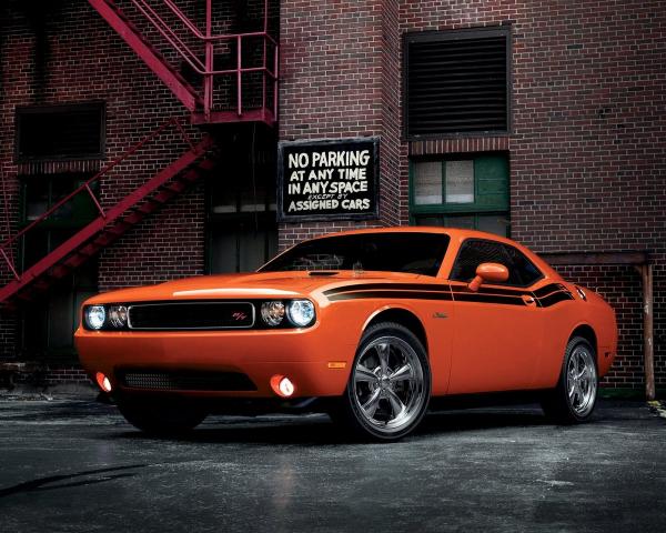 Фото Dodge Challenger III Рестайлинг Купе