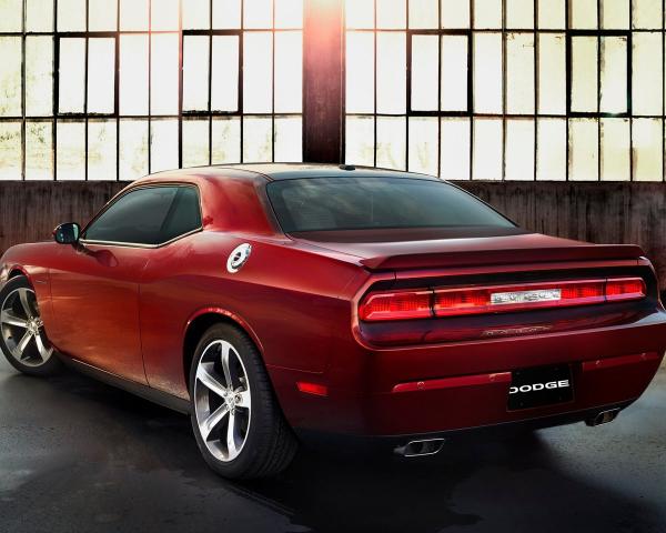 Фото Dodge Challenger III Рестайлинг Купе