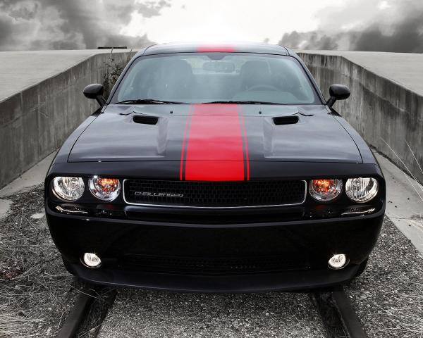 Фото Dodge Challenger III Рестайлинг Купе