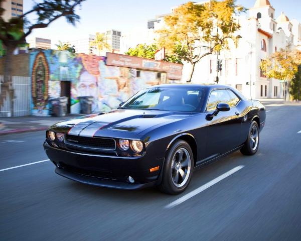 Фото Dodge Challenger III Купе