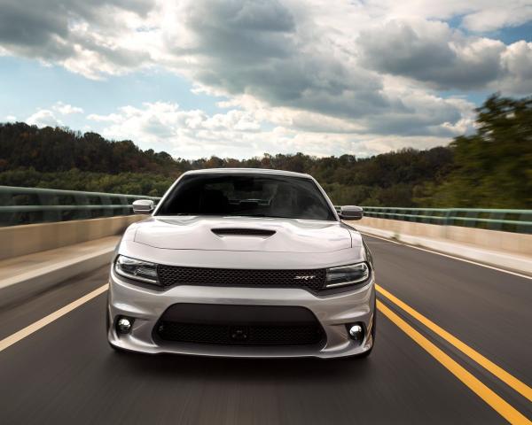 Фото Dodge Charger VI (LD) Рестайлинг Седан SRT