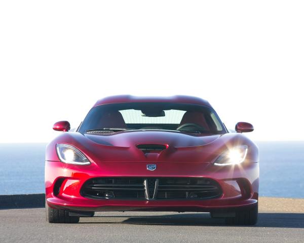 Фото Dodge Viper V Купе