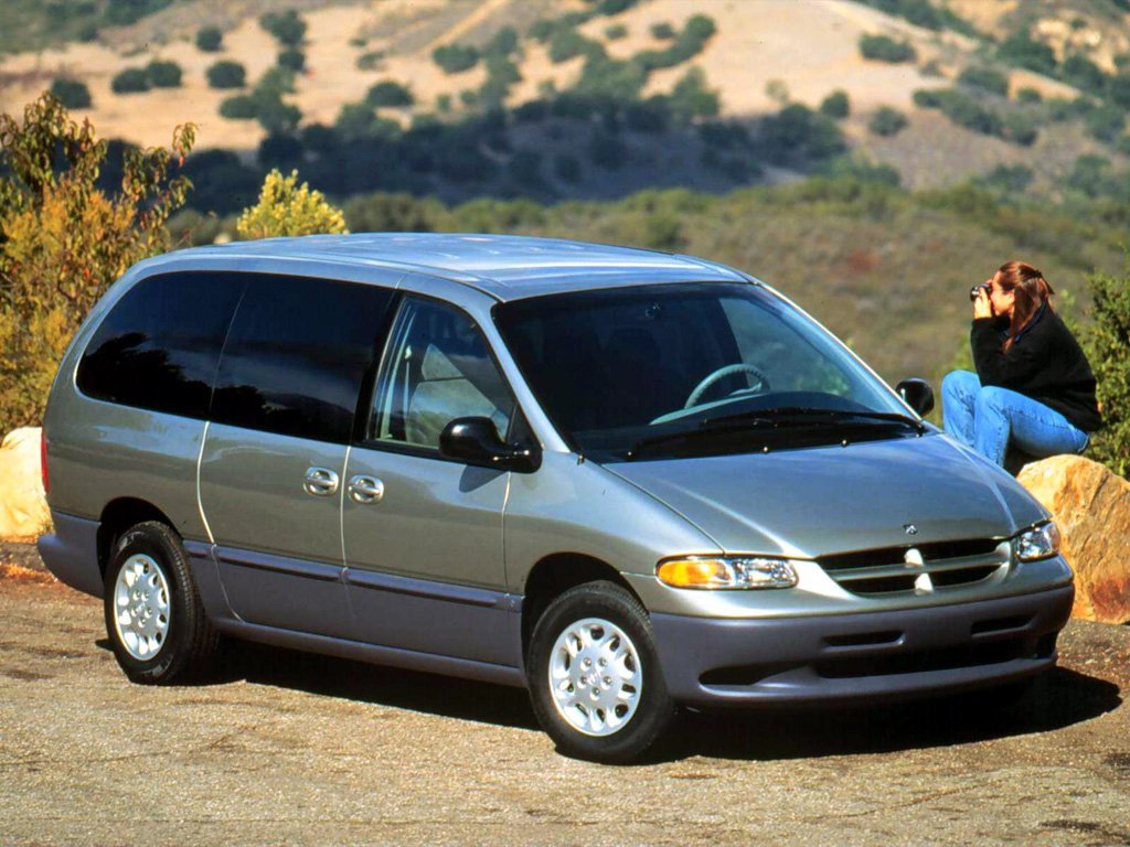 Фото Dodge Caravan III