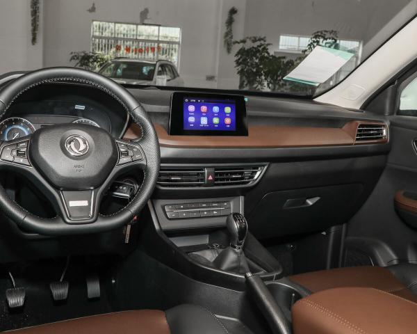 Фото DongFeng Fengon 560 I Рестайлинг Внедорожник 5 дв.