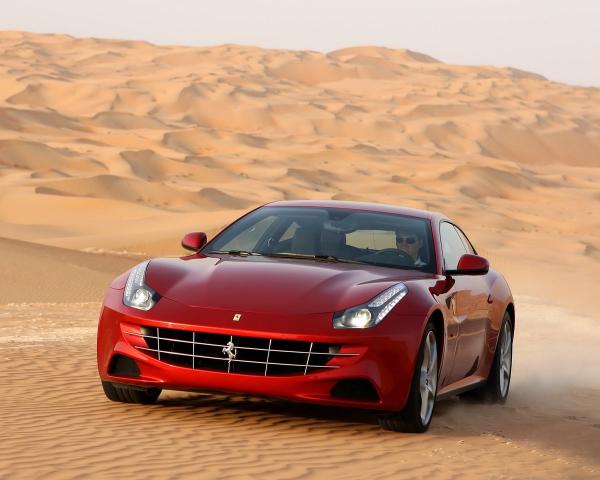 Фото Ferrari FF I Хэтчбек 3 дв.