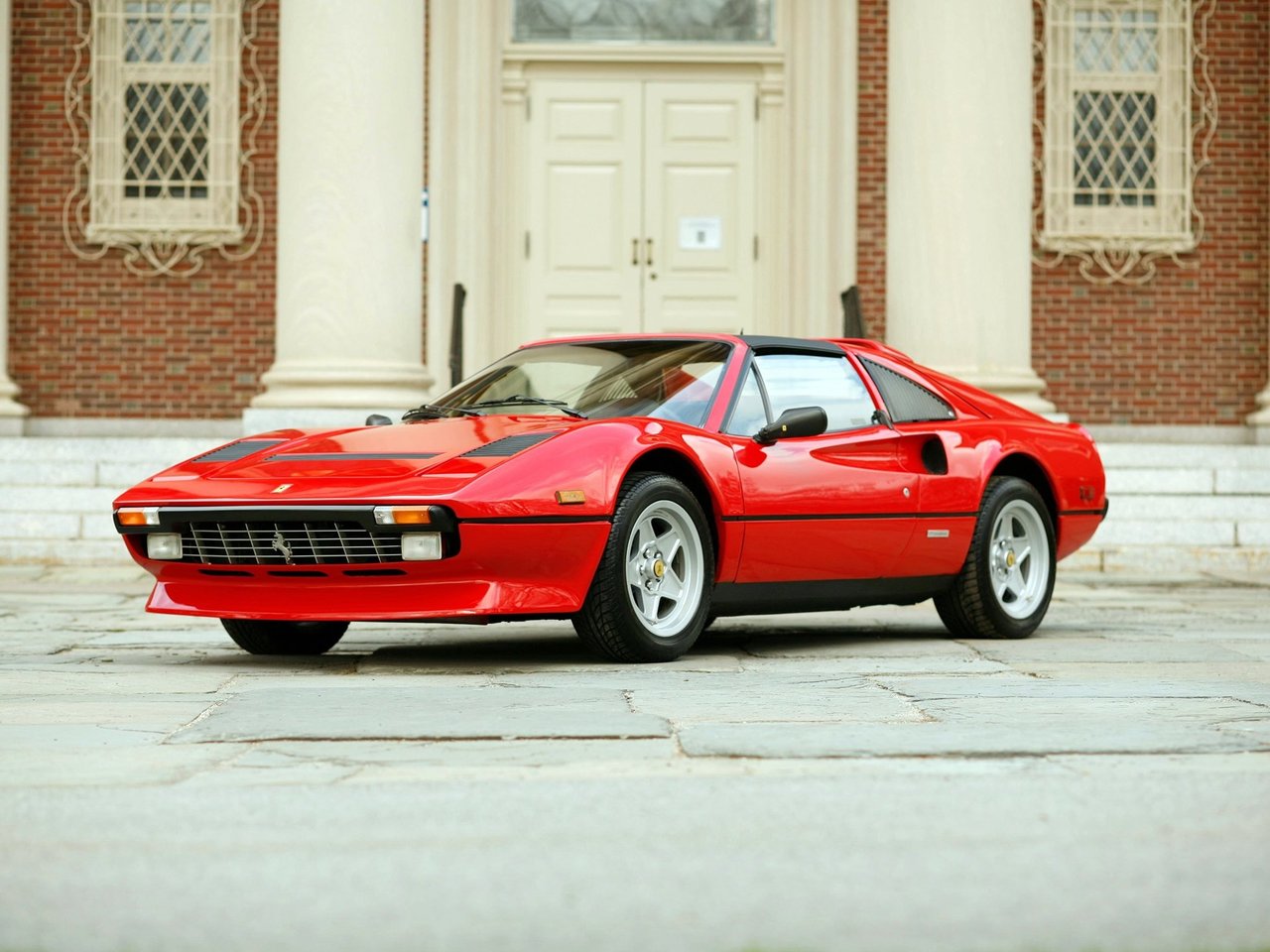 Фото Ferrari Dino 208/308 I