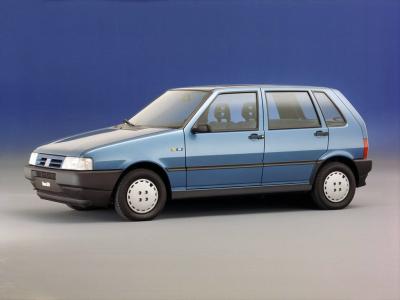 Фото Fiat Uno I Рестайлинг Хэтчбек 5 дв.