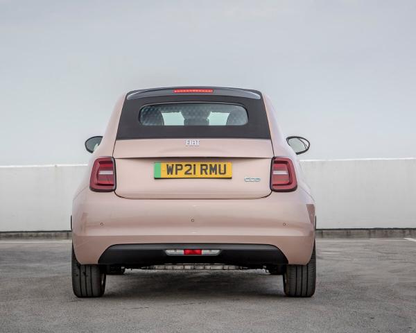 Фото Fiat 500 III Кабриолет