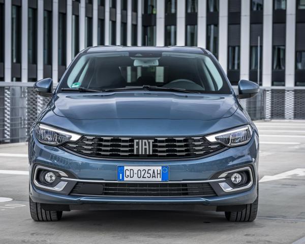 Фото Fiat Egea I Рестайлинг Хэтчбек 5 дв.