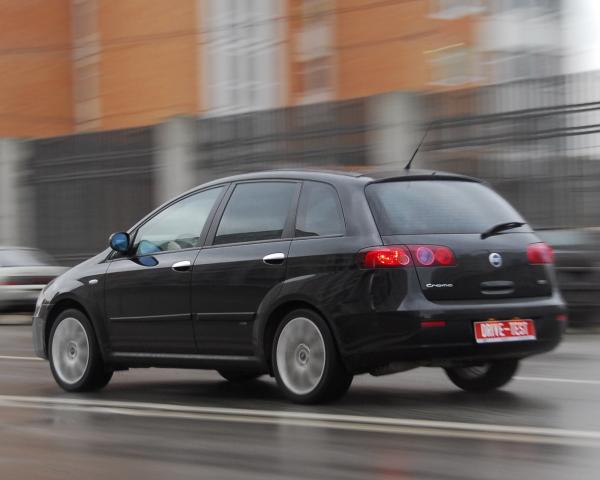 Фото Fiat Croma II Универсал 5 дв.