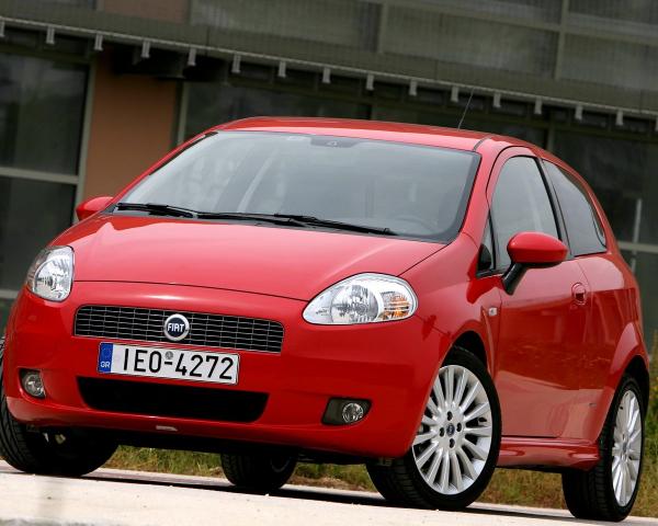 Фото Fiat Punto III Grande Punto Хэтчбек 3 дв.