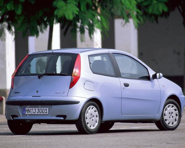 Фото Fiat Punto II Хэтчбек 3 дв.