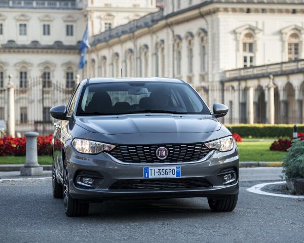 Фото Fiat Tipo 356 Седан