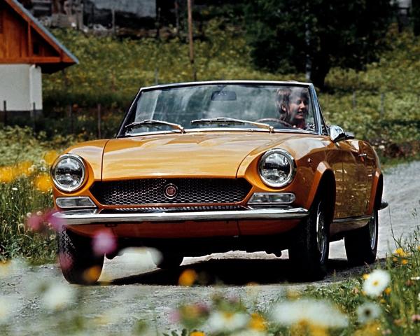 Фото Fiat 124 Sport Spider I Кабриолет