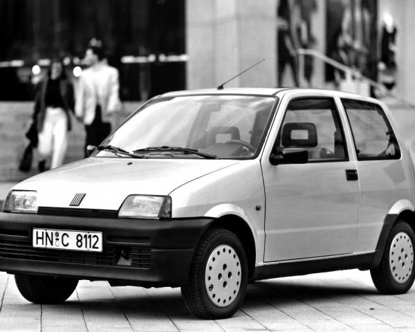 Фото Fiat Cinquecento I Хэтчбек 3 дв.