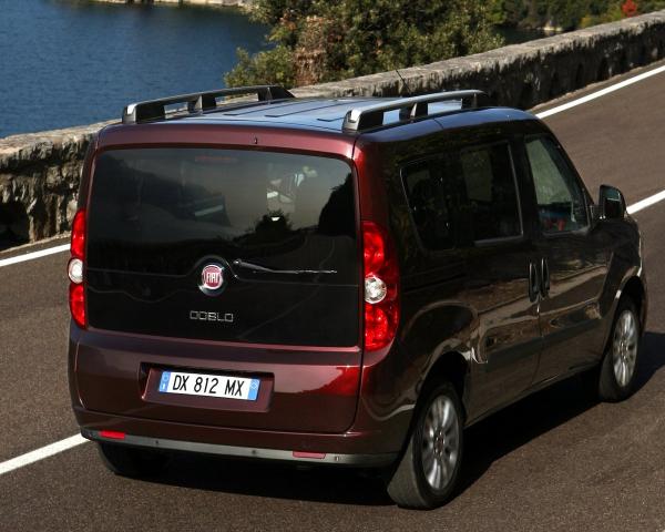 Фото Fiat Doblo II Компактвэн